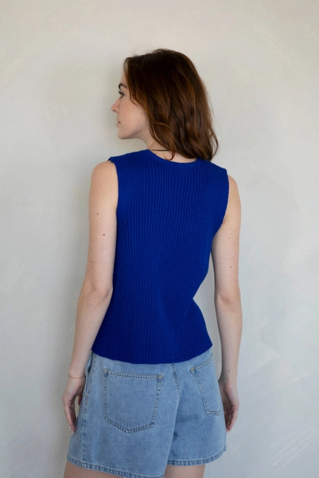 Sleeveless Sweater Button Down